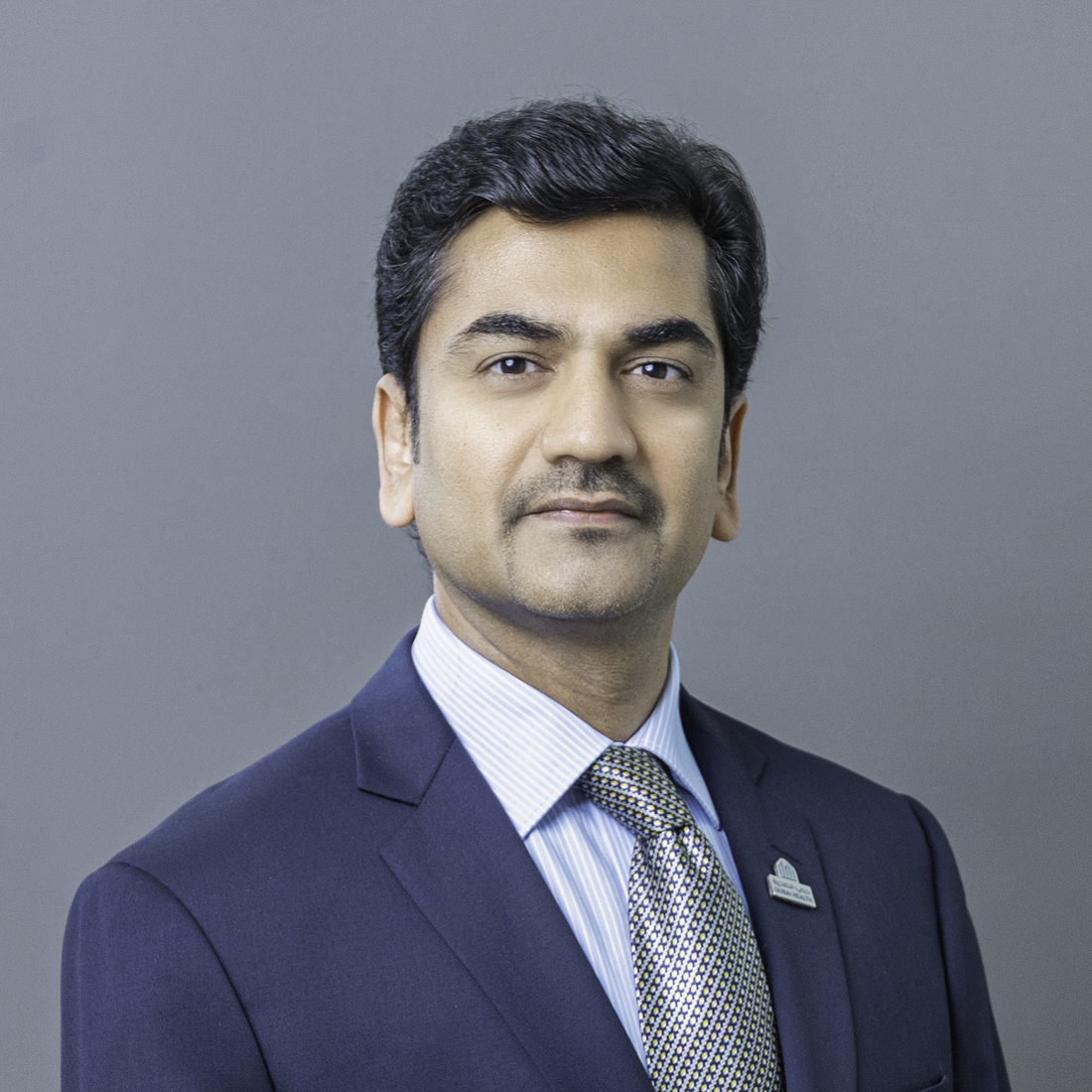 د. اسيم باوار