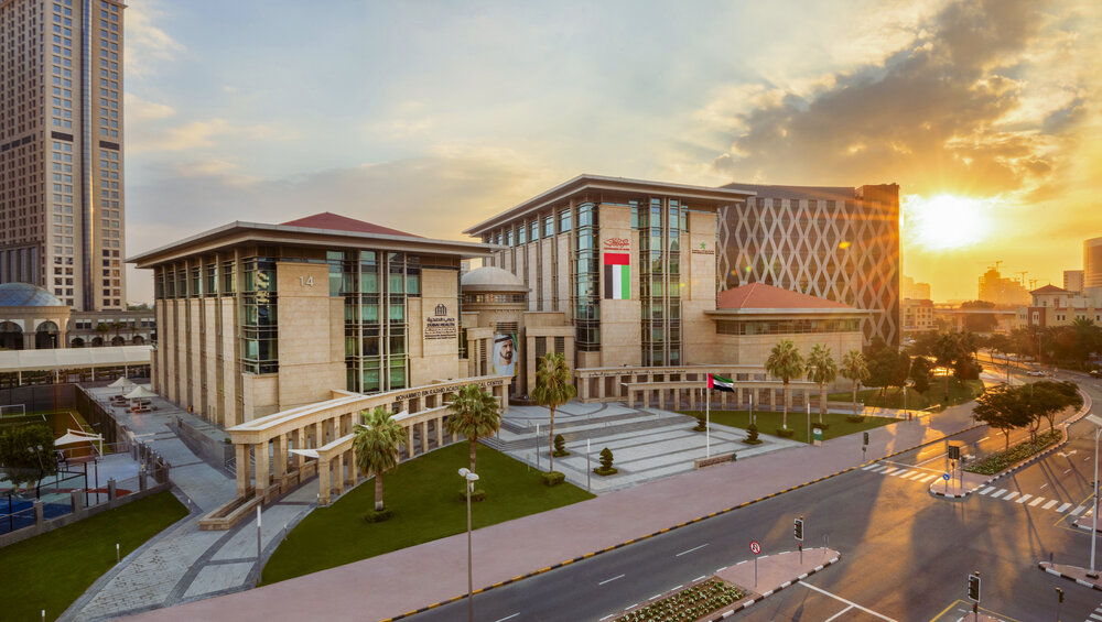 دبي الصحية تفتح باب التسجيل في برامج الدراسات الطبية العليا